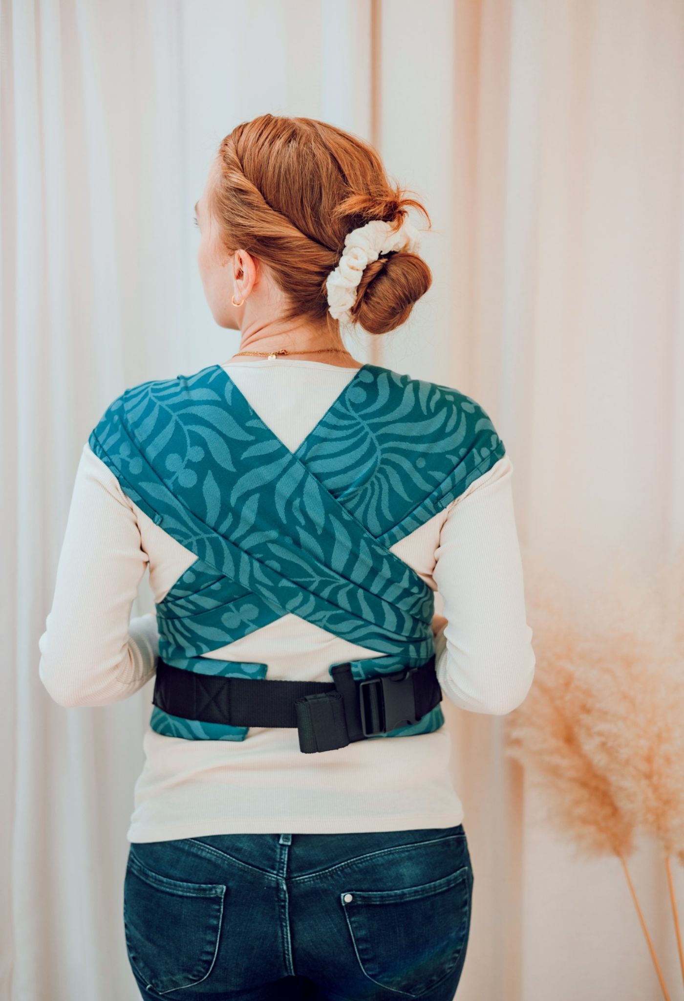 LELIBA Tai Babytrage mit Polster Leaf Bungi Coralie LELIBA Tai Babytrage mit Polster Leaf Bungi Coralie