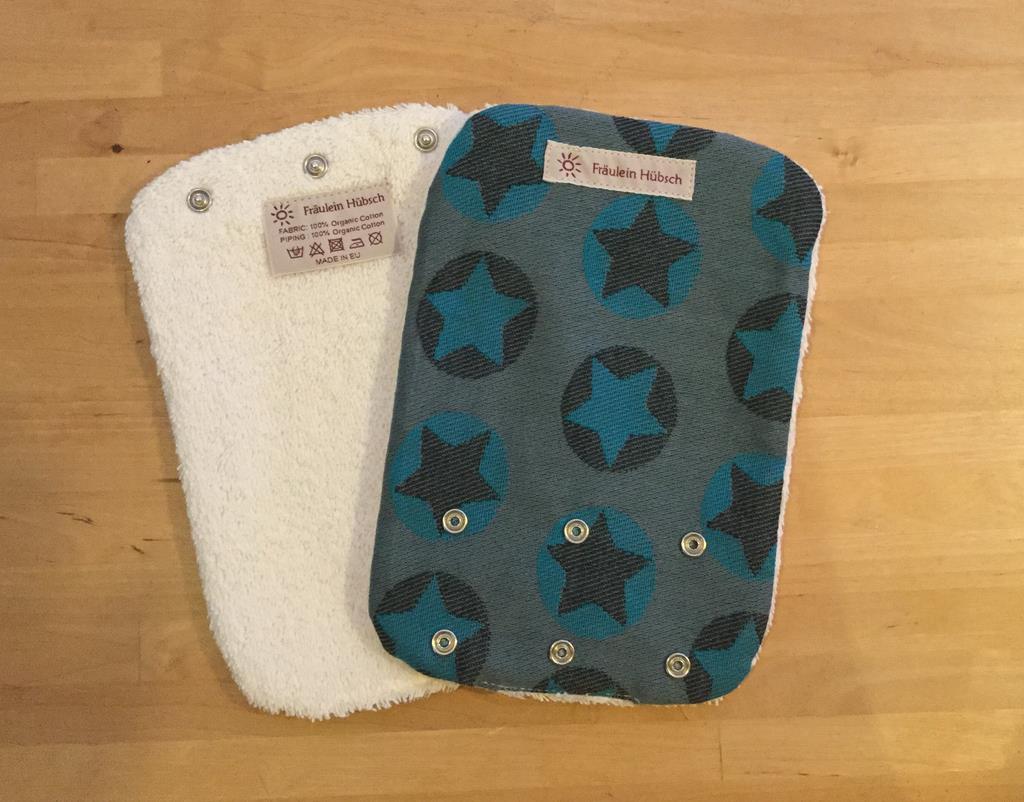 Fräulein Hübsch Gurtschoner BIO - Sterne grau - türkis