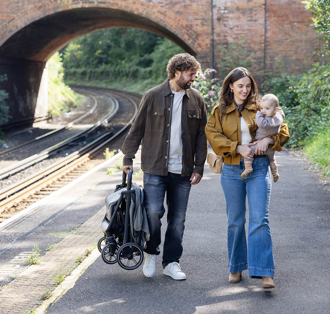 Joie parcel TM Kompaktbuggy Eclipse Joie Signature Parcel LX Buggy Ebony