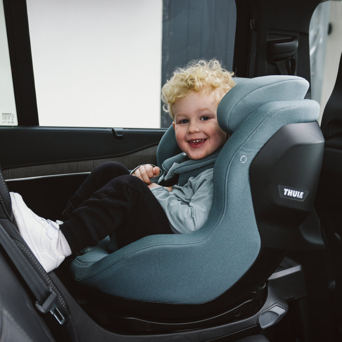 Thule Elm Reboarder Mid Blue Thule Elm Reboarder Mid Blue