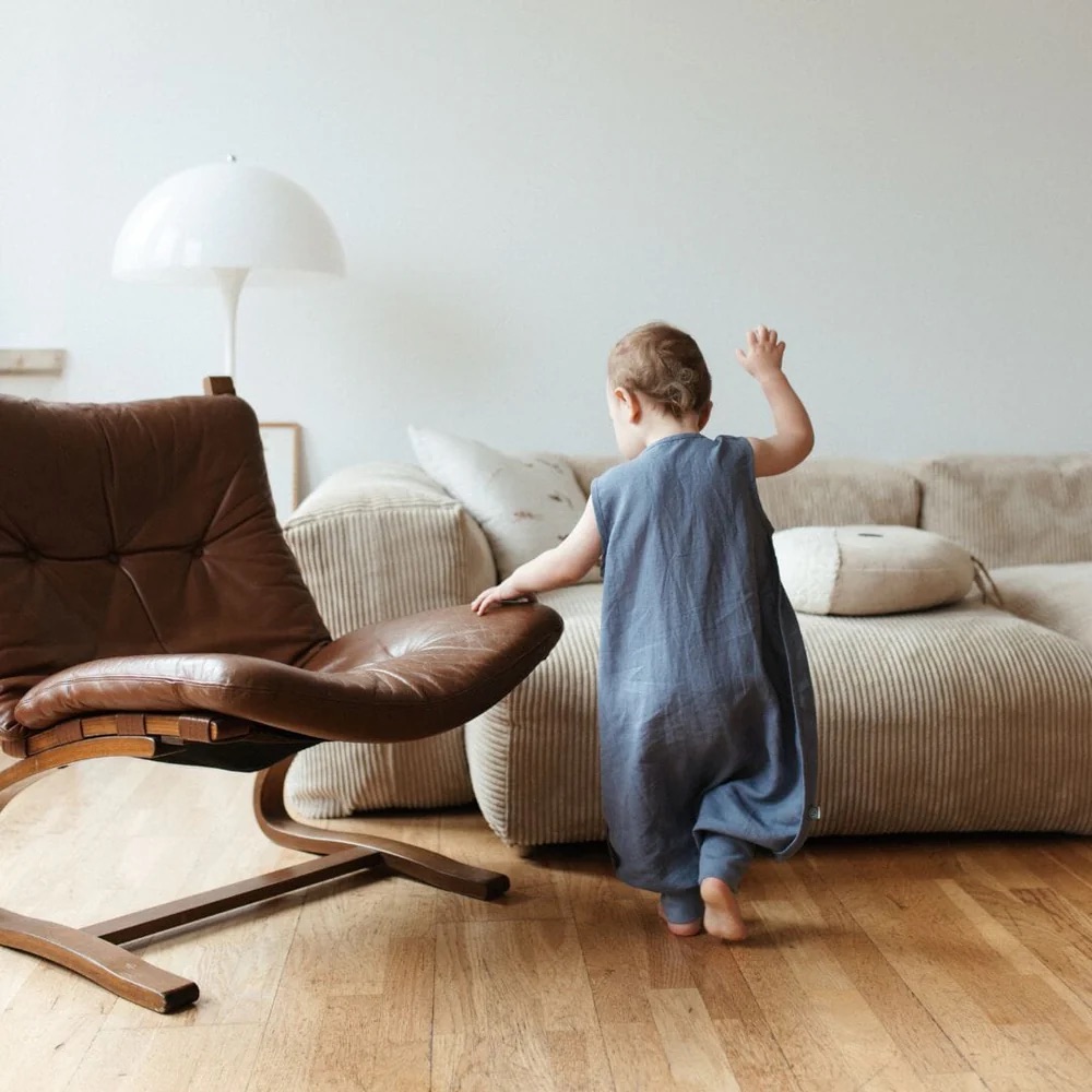 Emma & Noah Leinen Schlafsack mit Füßen 0.5 TOG 90cm Essential Blau