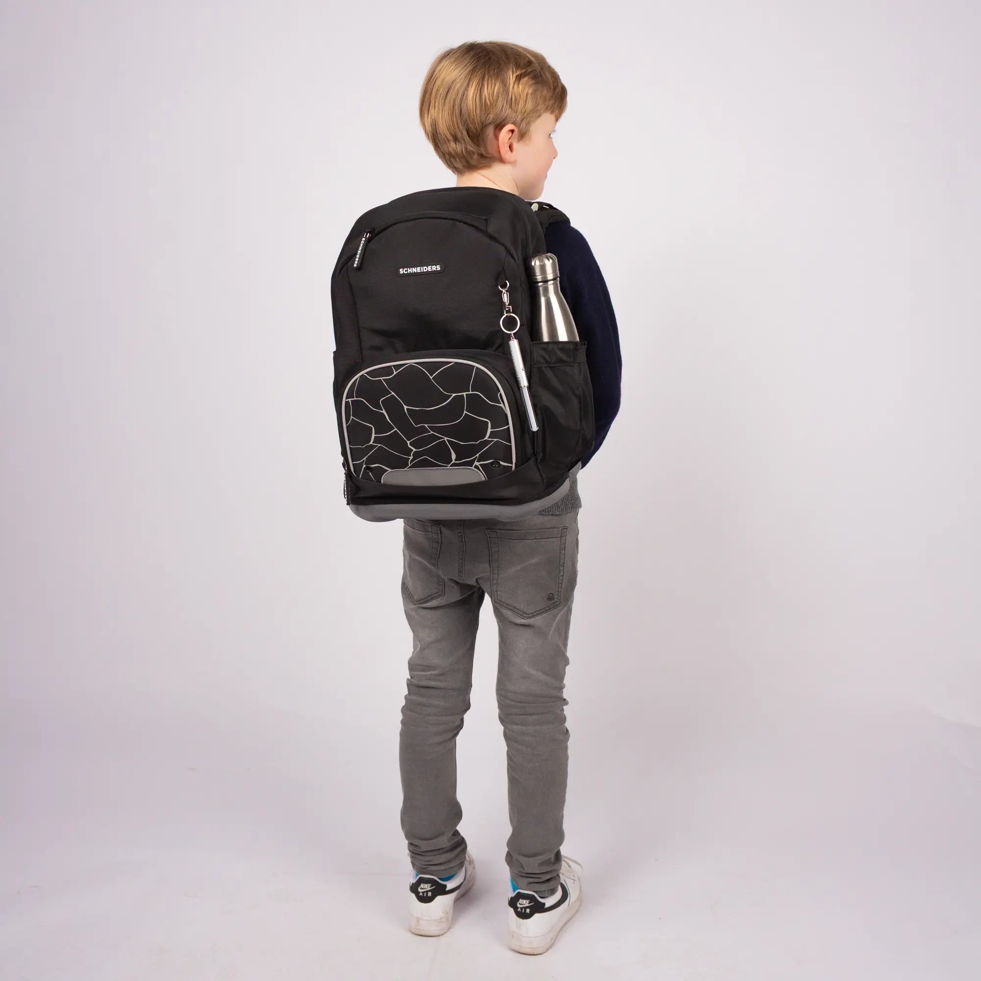 Schneiders Ergoplus Schulrucksack-Set 8-tlg. Dark Hunter Schneiders Ergoplus Schulrucksack-Set 8-tlg. Dark Hunter