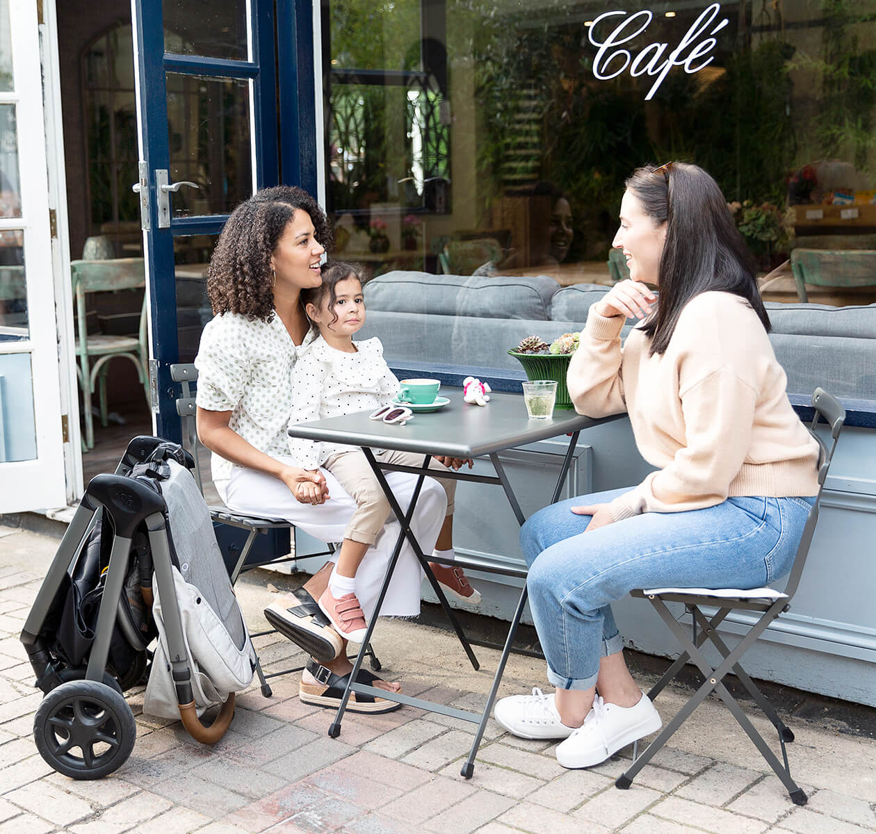 Joie Signature Finiti Kompakt-Kinderwagen Oyster Joie Signature Finiti Kompakt-Kinderwagen Oyster