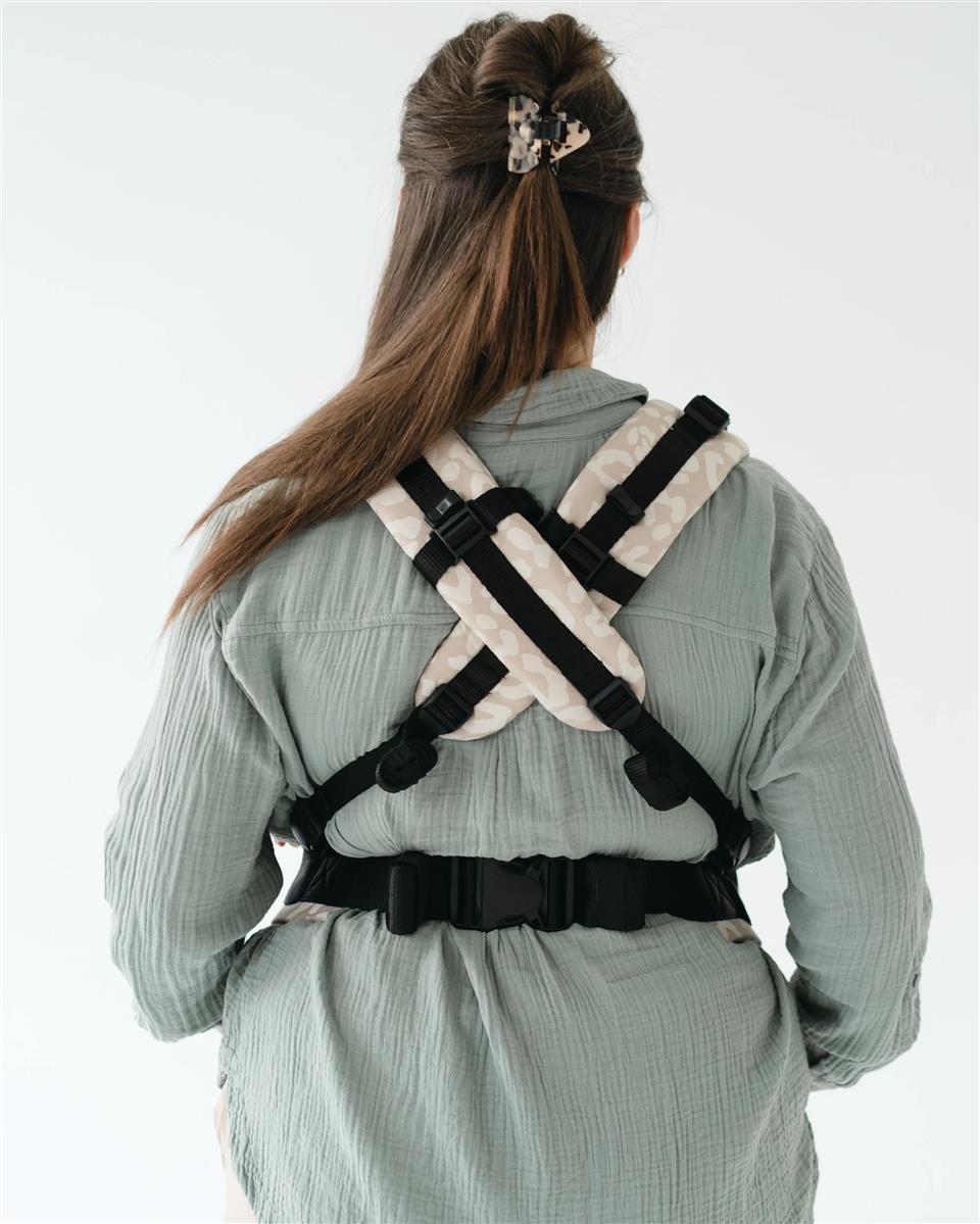 Qookie Ultimo Tragehilfe Toddlersize (Ca. 74 - 122 cm) Leo Beige