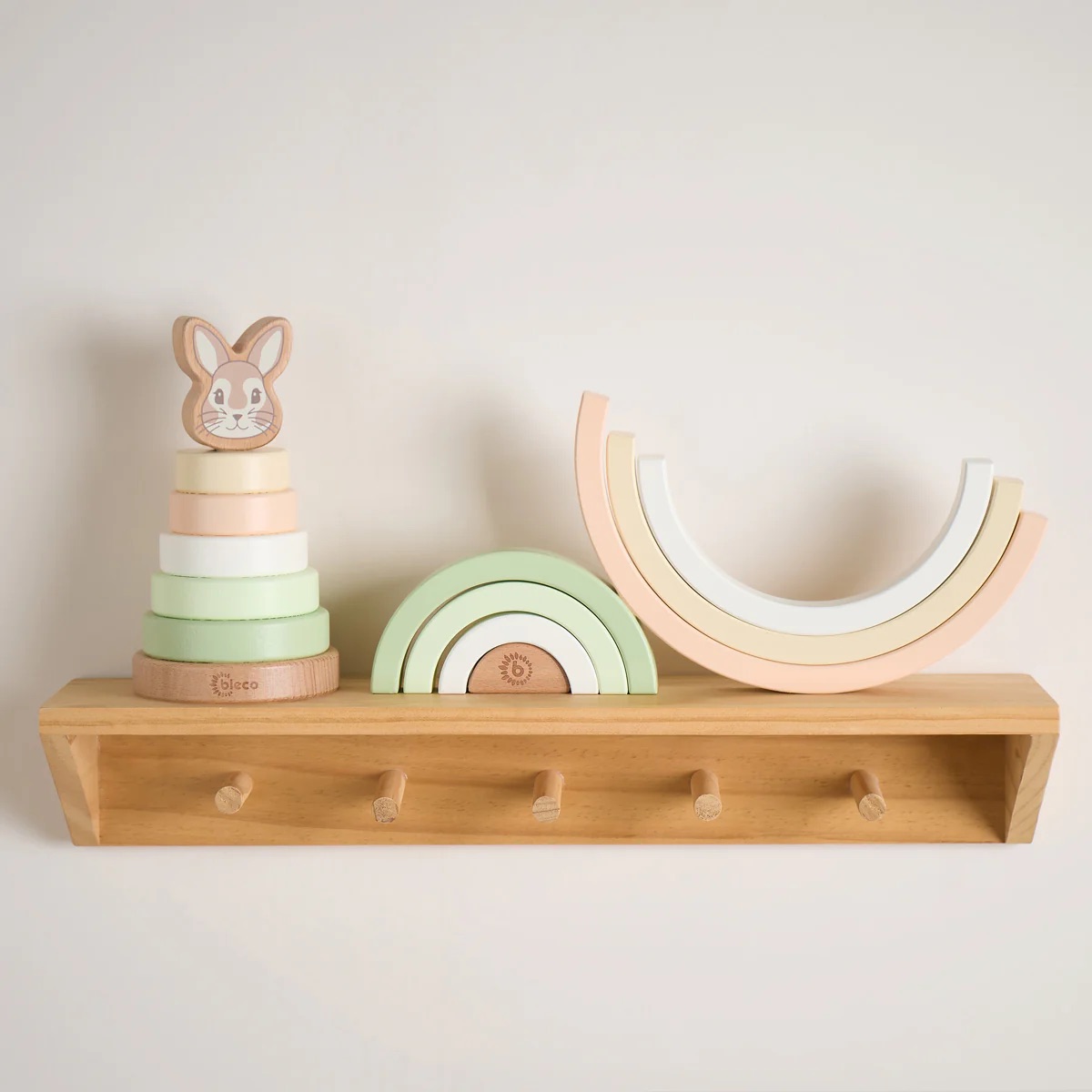 bieco Spielwaren Regenbogen Hase Fine bieco Spielwaren Regenbogen Hase Fine