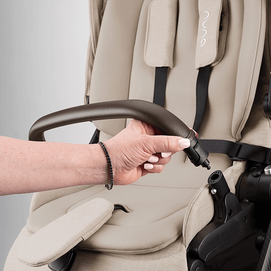 Nuna Kinderwagen Swift BISCOTTI