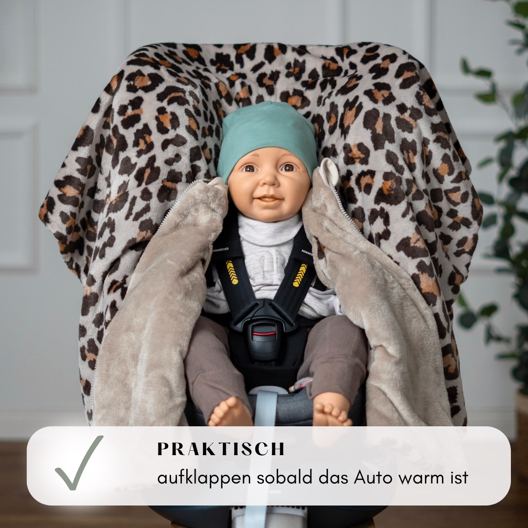 Kikkifax Kindersitzponcho aus Fleece Leo Kikkifax Kindersitzponcho aus Fleece Leo