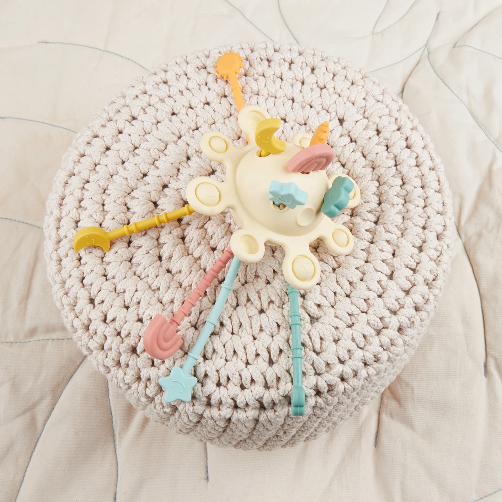 bieco Spielwaren Silikon Montessori Aktivitätsspielzeug banana