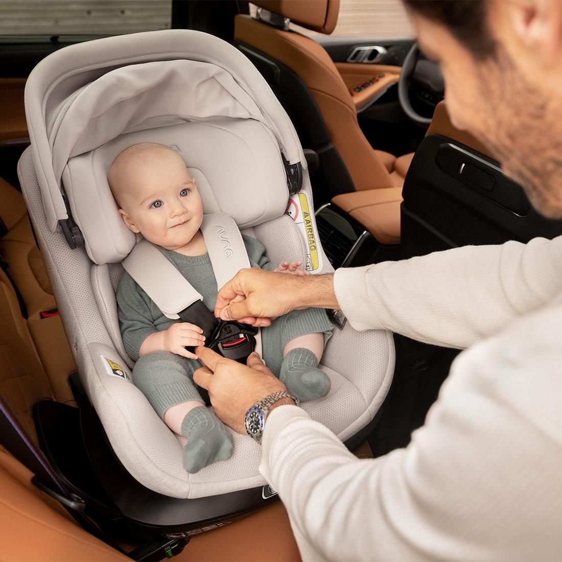 Nuna PRUU aire Kindersitz Biscotti