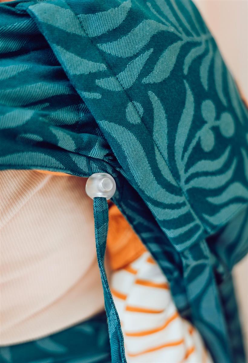 LELIBA Tai Babytrage mit Polster Leaf Bungi Coralie LELIBA Tai Babytrage mit Polster Leaf Bungi Coralie