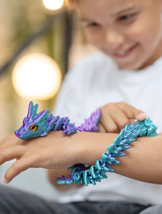 moses Geflügelter Drache violett