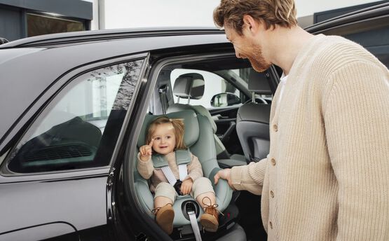 Britax Römer DUALFIX 5Z Reboarder LUX | Urban Olive