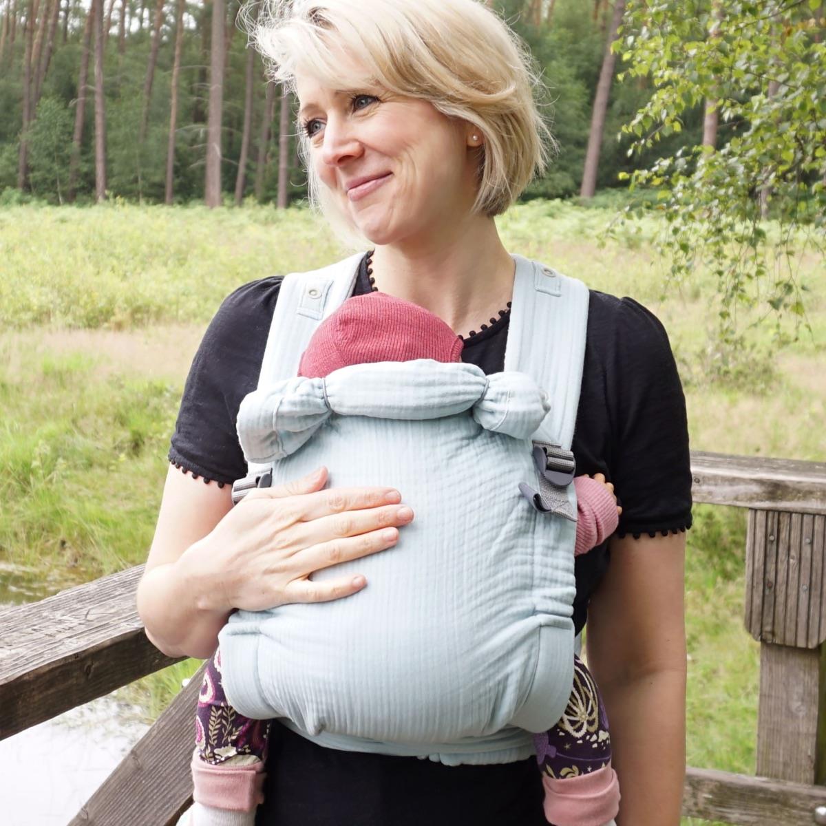 Schmusewolke Aurora Halfbuckle (50 - 86 cm / 12 Kilo) Breeze