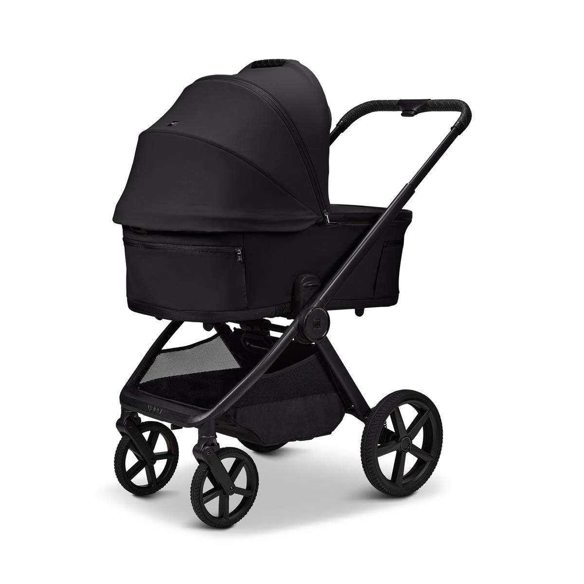 MOON_K26_GIOfold_65000000-933_onyx_Produkt_Wanne_02_0445.jpeg Moon GIO 2.0 Fold Kinderwagen-Set onyx