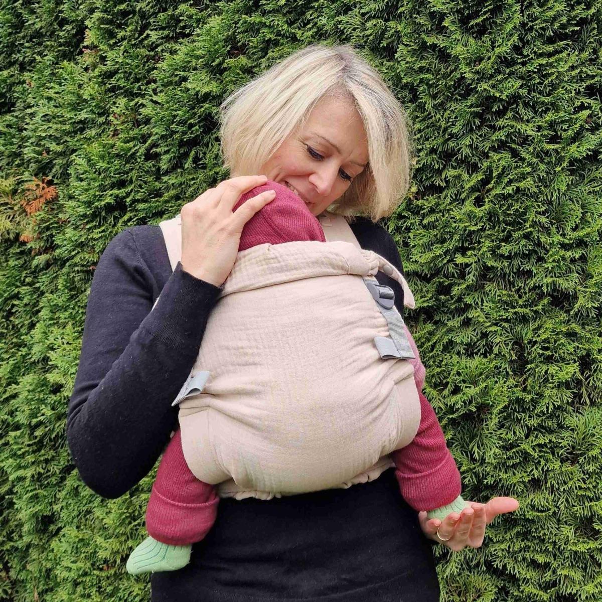 Schmusewolke Aurora Halfbuckle (50 - 86 cm / 12 Kilo) Sand