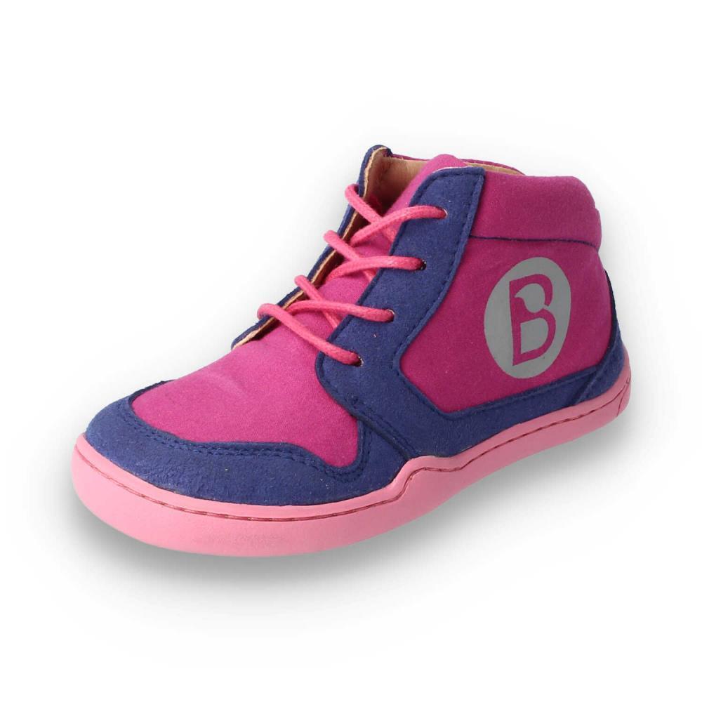 BLifestyle Model OPOSSUM lace pink 25