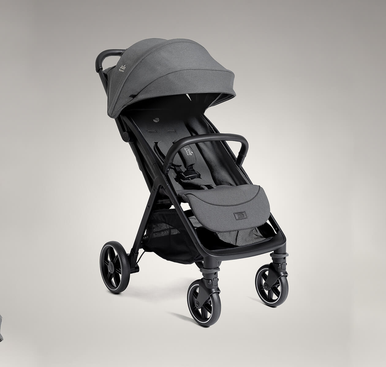 Joie Signature Parcel LX Buggy Ebony Joie Signature Parcel LX Buggy Ebony