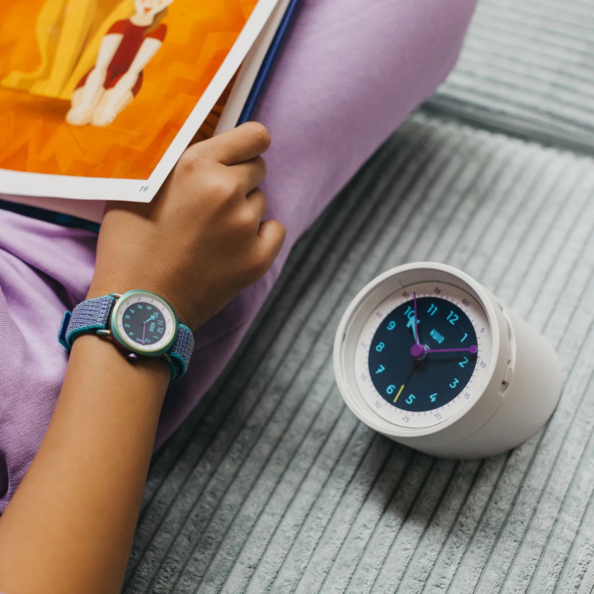 KWIO Wecker RRING Limited Edition Rainbow