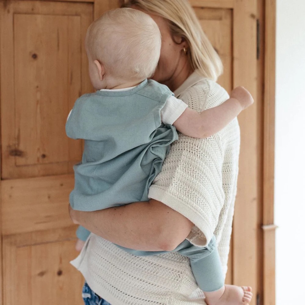 Emma & Noah Leinen Schlafsack mit Füßen 0.5 TOG 90cm Essential Mint