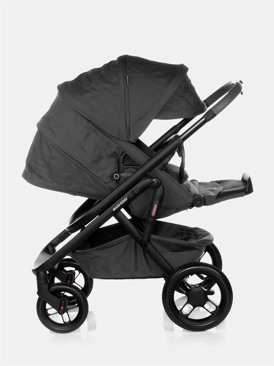 Maxi-Cosi Lila XP Plus Essential Black SET (Black Frame & Black Leather)
