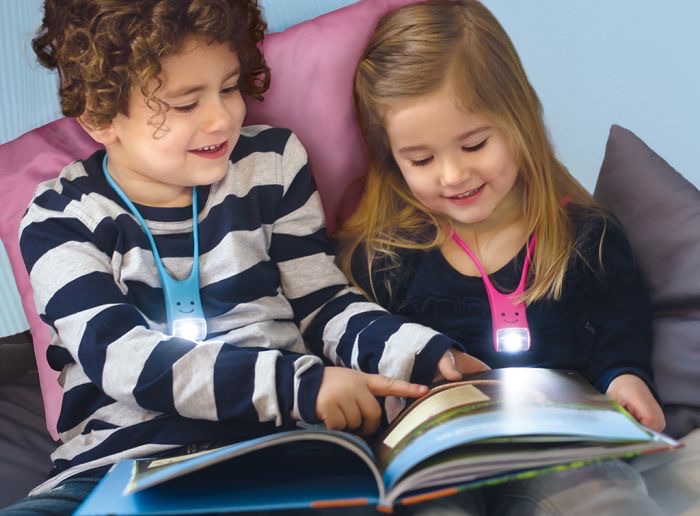 Moses Lese Buddy - Das multifunktionale Leselicht Blau Moses Lese Buddy - Das multifunktionale Leselicht Blau