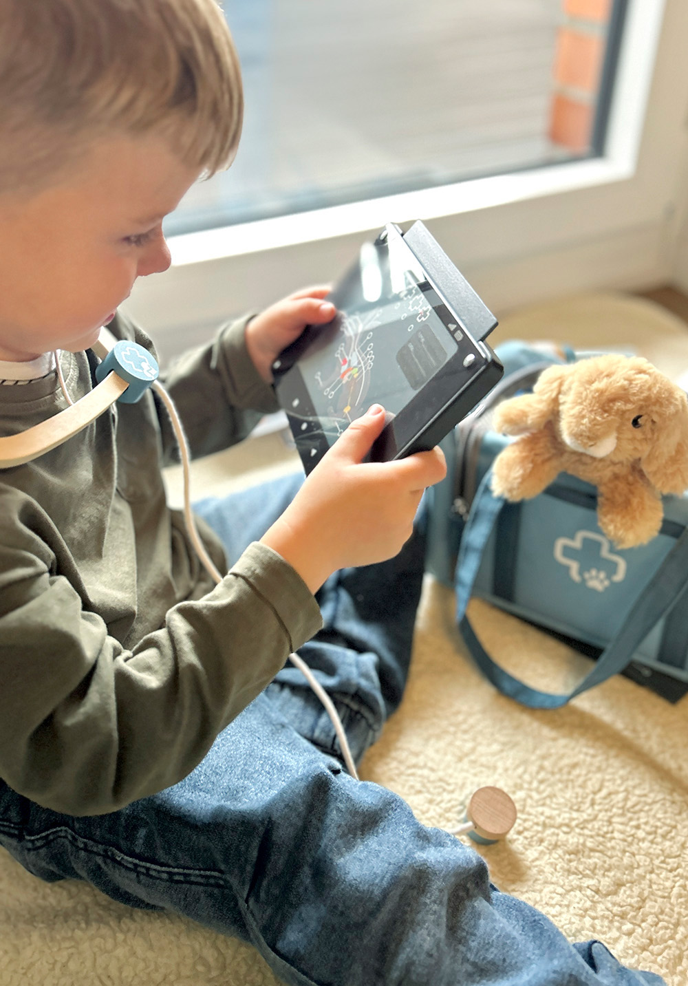 small foot Tierarzt-Tasche mit Hase braun small foot Tierarzt-Tasche mit Hase braun