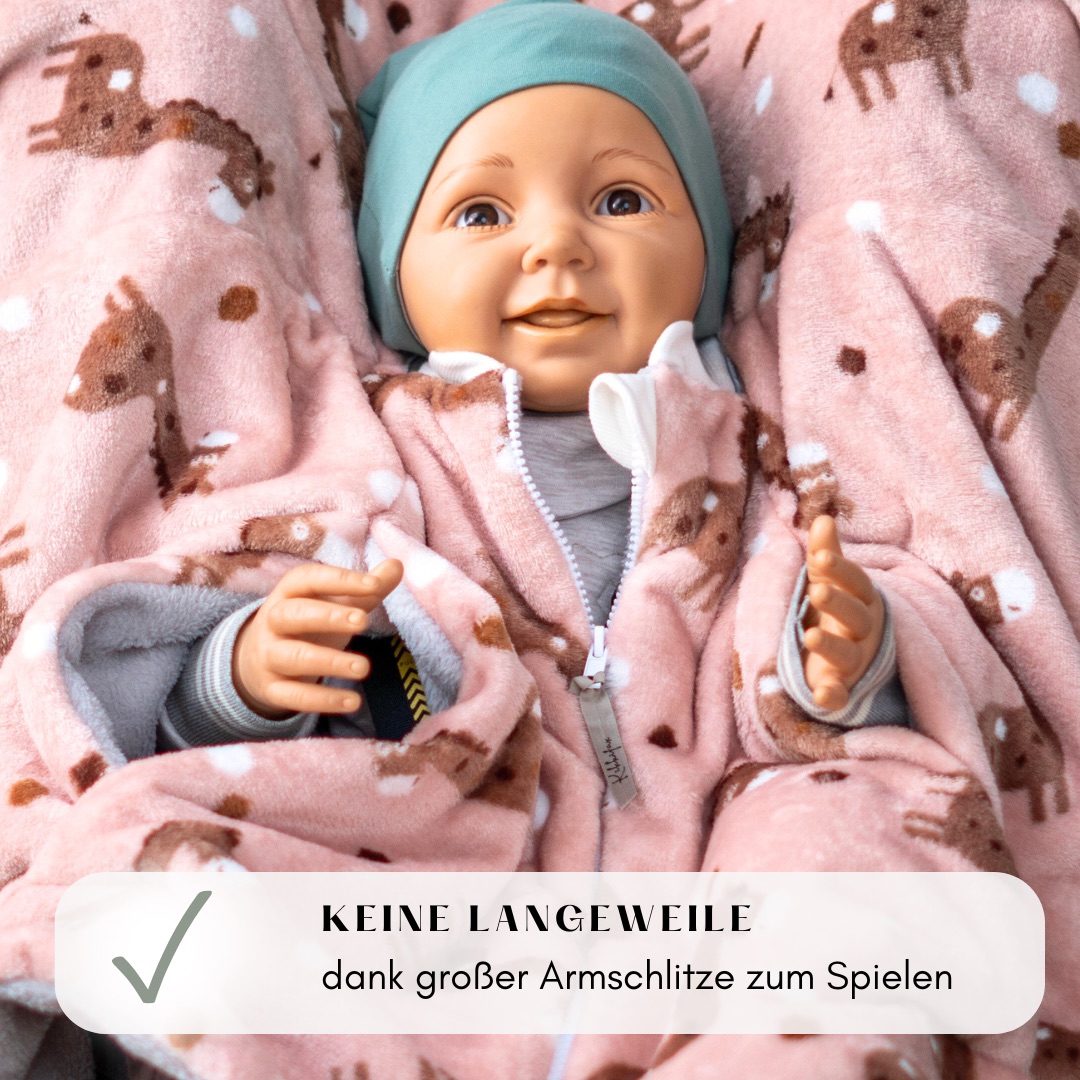 Kikkifax Kindersitzponcho aus Fleece flauschige Giraffe rosé Kikkifax Kindersitzponcho aus Fleece flauschige Giraffe rosé