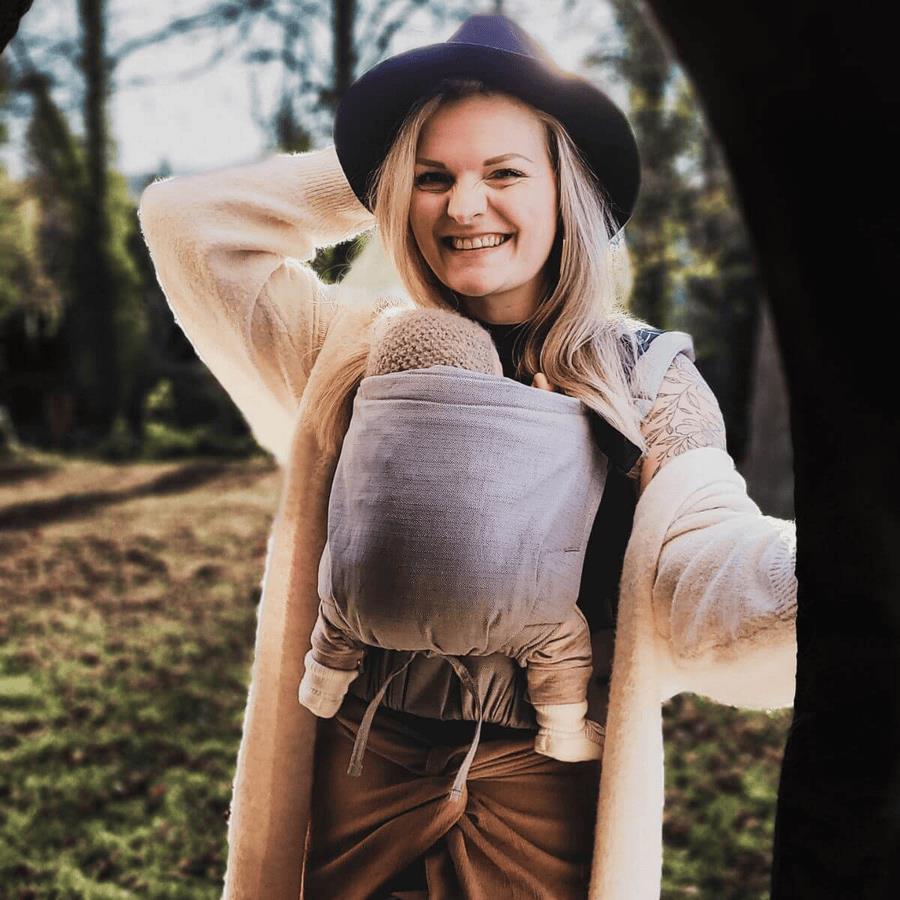 Hoppediz Babytrage Buckle (Ca. 56 - 86 cm/ 15 Kilo) Lanzarote Hoppediz Babytrage Buckle (Ca. 56 - 86 cm/ 15 Kilo) Lanzarote