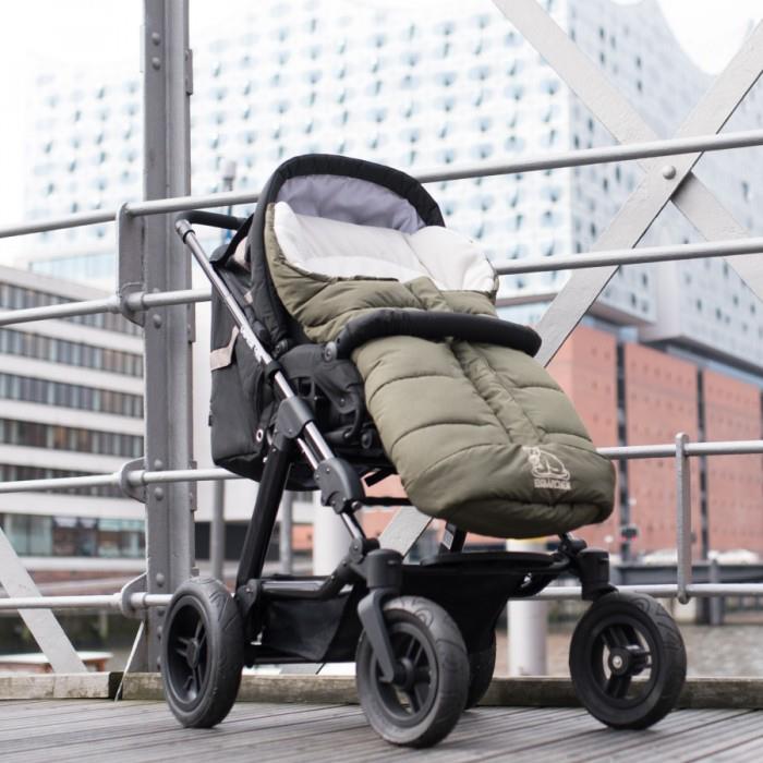 Heitmann Felle - Winterfußsack - Serie “Eisbärchen” - dunkelgrün meliert/naturweiß Heitmann Felle - Winterfußsack - Serie “Eisbärchen” - dunkelgrün meliert/naturweiß