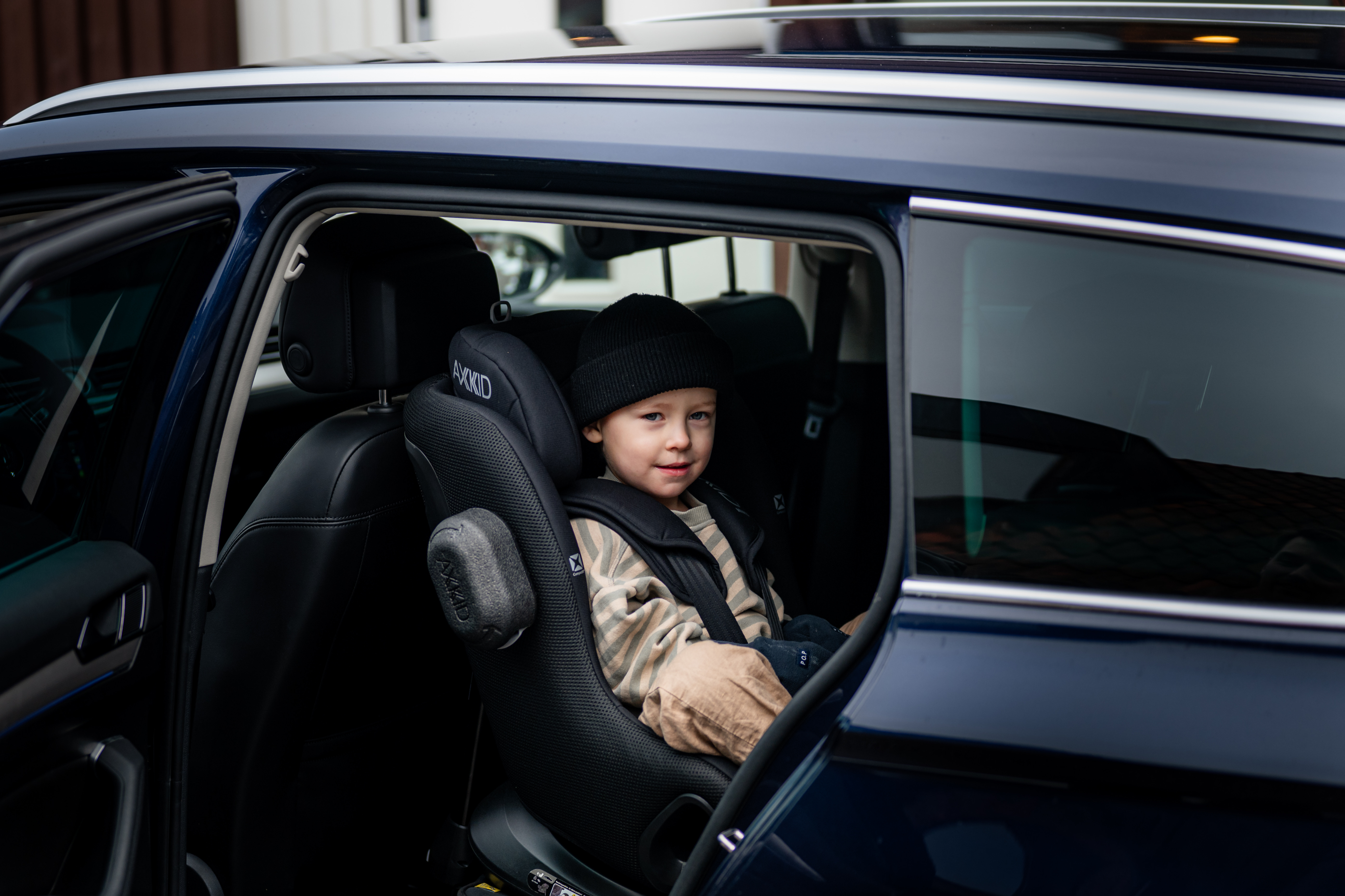 Axkid Minikid Core Reboarder Schwarz