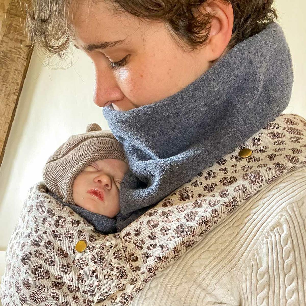mamalila Loopschal zum Babytragen Blau