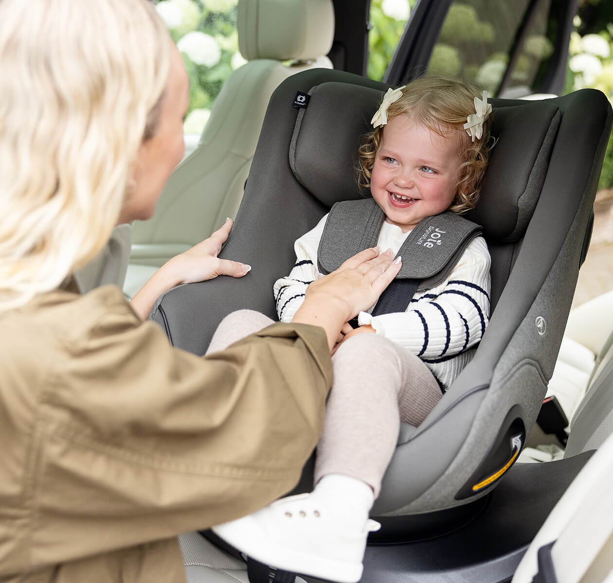 Joie Signature i-Harbour E Reboarder (40 – 105 cm/ 0 – 18,5 kg) Sandstone Joie Signature i-Harbour E Reboarder (40 – 105 cm/ 0 – 18,5 kg) Eclipse