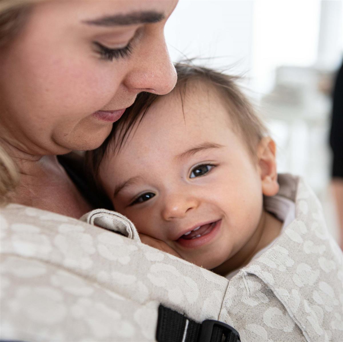 Schmusewolke Luna Halfbuckle (56 – 98 cm / 20 kg) Meow Schmusewolke Luna Halfbuckle (56 – 98 cm / 20 kg) Meow