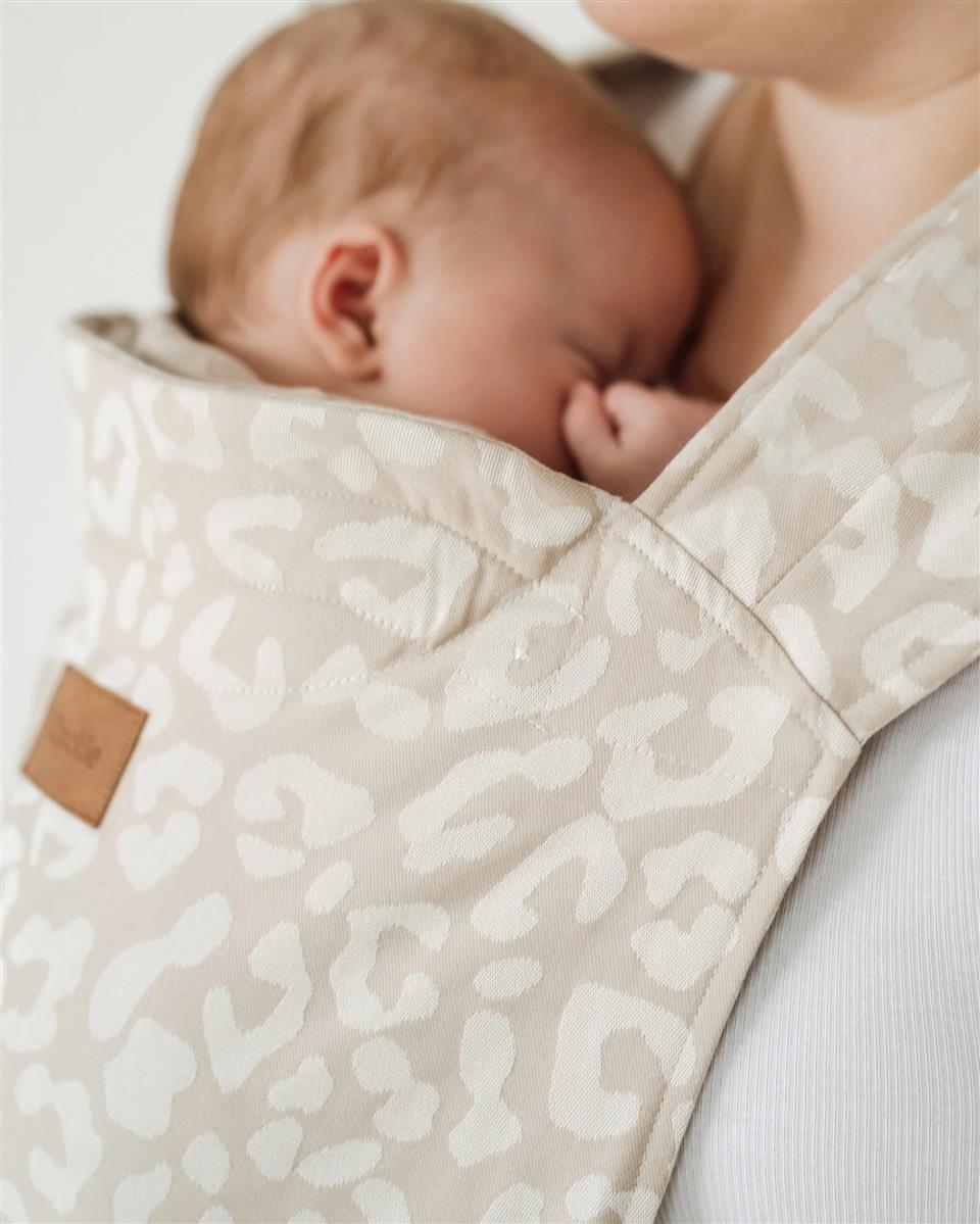 Qookie Vario Vollschnallentragehilfe Leo Beige