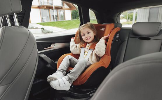 Britax Römer DUALFIX 5Z Reboarder LUX | Soft Taupe
